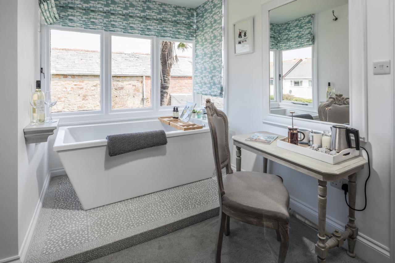 Bed and Breakfast Penwyth House Ньюки Экстерьер фото